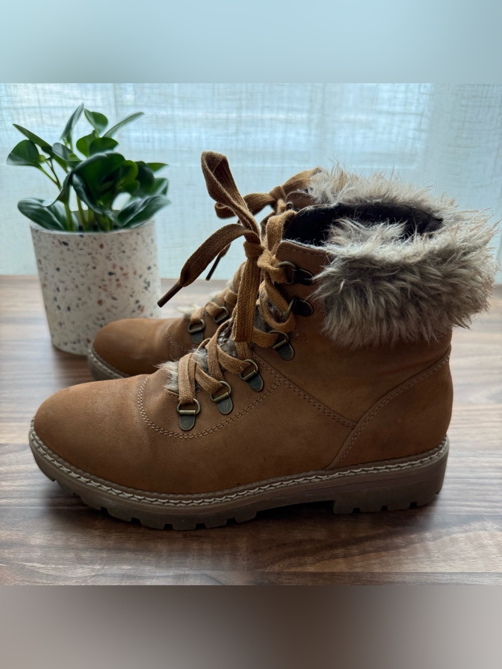 Camel Tan Brown Lace Up Boots with Faux Fur Trim